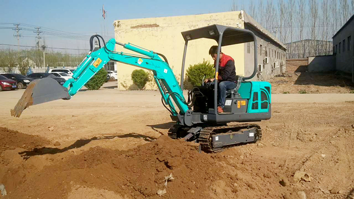 室內(nèi)使用的小型挖掘機 室內(nèi)使用的小型挖掘機